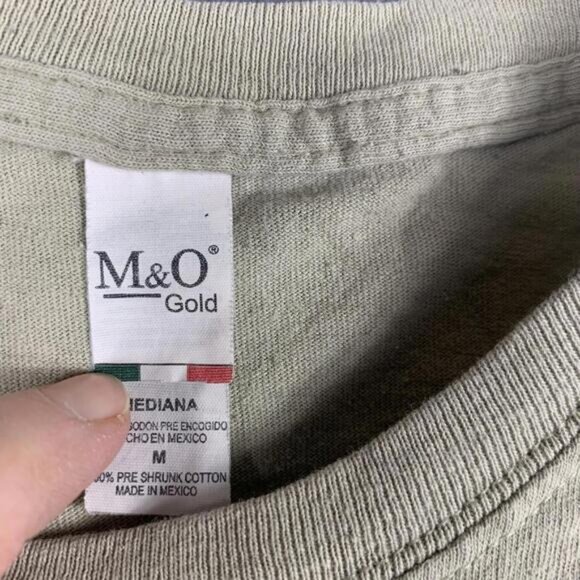 Cabelas Worlds Foremost Outfitter Mens Size M Beige TShirt - Picture 4 of 6